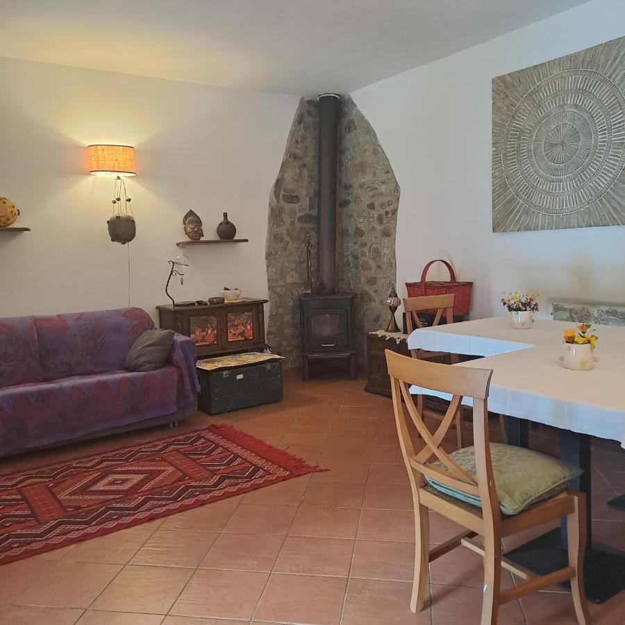 B&B La Casina Rosa La Spezia Valeriano Lunense Экстерьер фото
