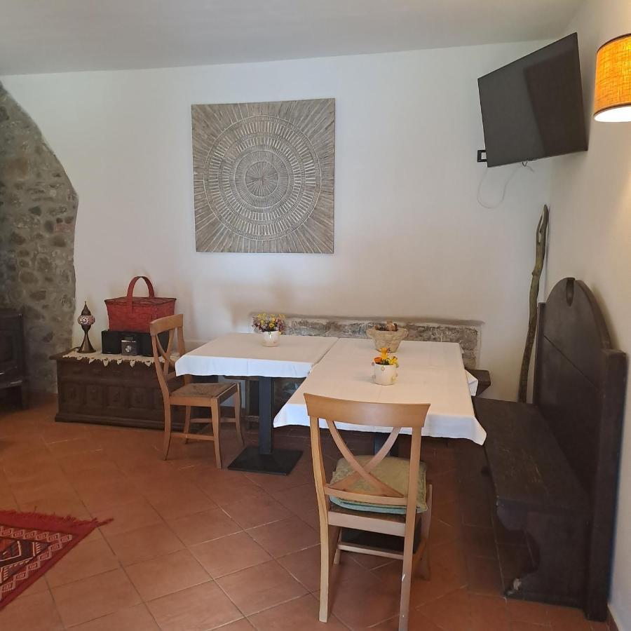 B&B La Casina Rosa La Spezia Valeriano Lunense Экстерьер фото