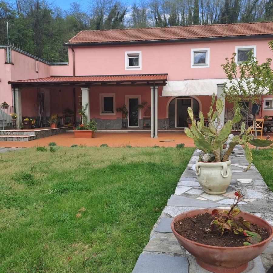 B&B La Casina Rosa La Spezia Valeriano Lunense Экстерьер фото