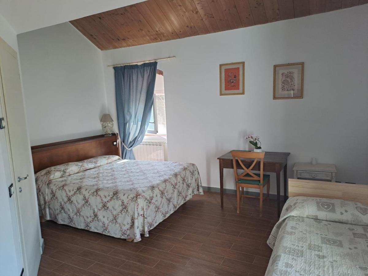 B&B La Casina Rosa La Spezia Valeriano Lunense Экстерьер фото